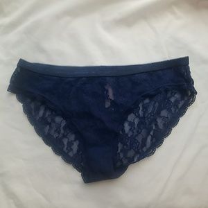 Victoria's Secret Lace Bikini Panties, size small